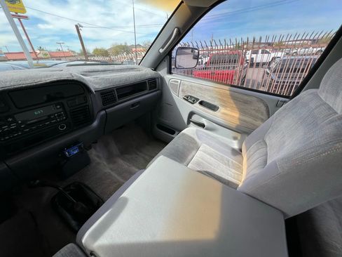 Used 1997 Dodge Ram 3500 Truck 4x4 Club Cab image 27