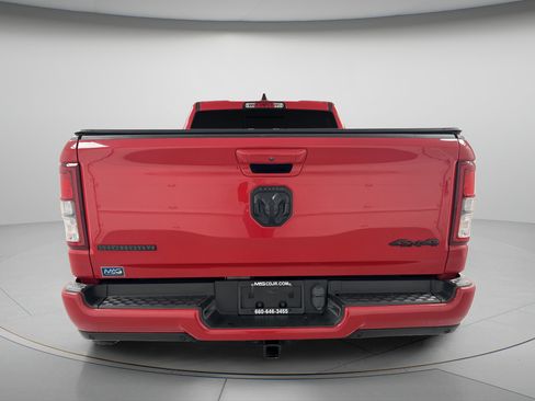 Used 2022 RAM 1500 Big Horn w/ Night Edition AWD/4WD image 7