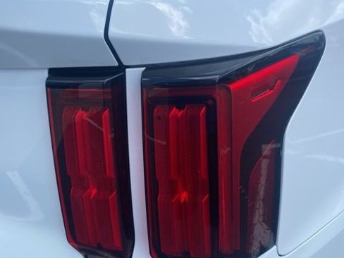 Used 2022 Kia Sorento SX Prestige image 9