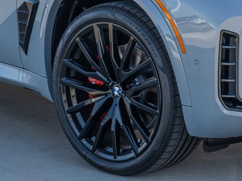 New 2026 BMW X5 xDrive40i w/ M Sport Package image 8