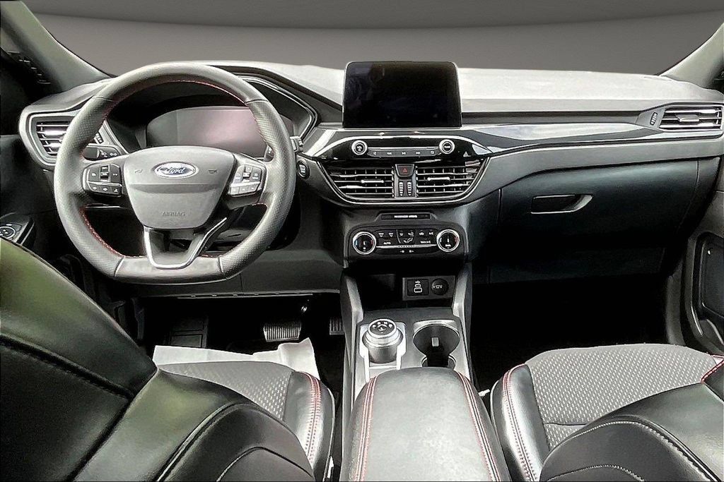 Used 2025 Ford Escape ST-Line AWD/4WD image 10