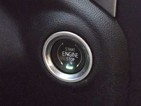 Used 2019 Chevrolet Silverado 1500 LT image 20