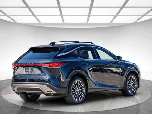 Used 2024 Lexus RX 350 w/ Convenience Package AWD/4WD image 4