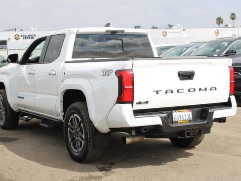 Used 2024 Toyota Tacoma TRD Sport w/ TRD Sport Premium Package image 3