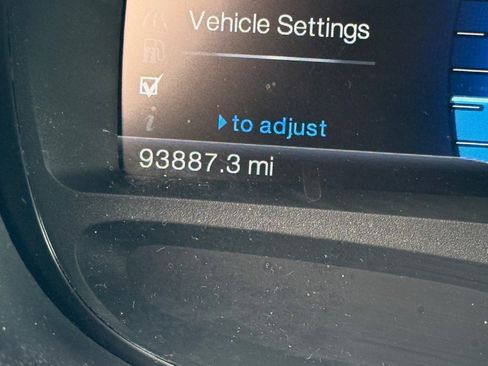 Used 2013 Ford Edge SEL image 12