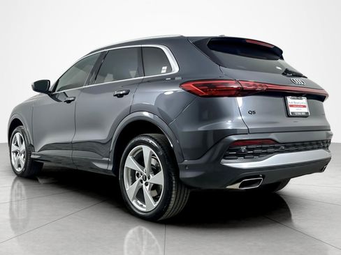 Used 2025 Audi Q5 Premium Plus w/ Premium Plus AWD/4WD image 3