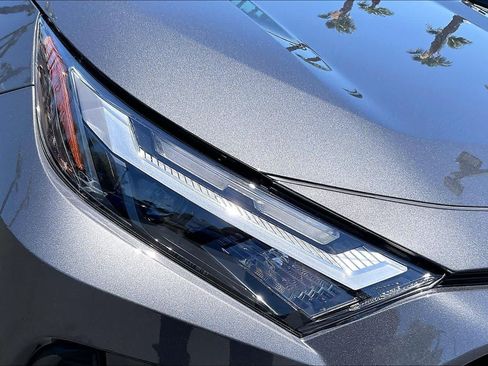 Certified 2025 Toyota RAV4 LE FWD image 27