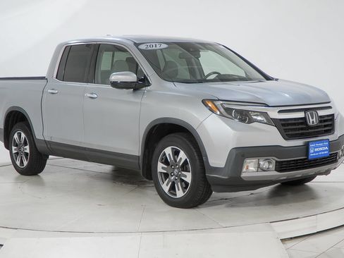 Used 2017 Honda Ridgeline RTL-E image 17