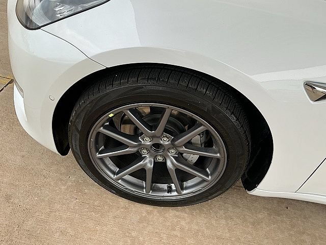 Used 2020 Tesla Model 3 RWD image 9