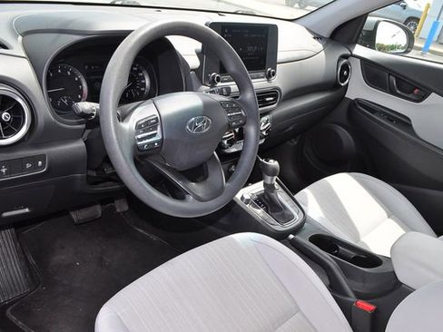 Used 2023 Hyundai Kona SEL AWD/4WD image 9