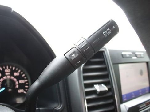 Used 2020 Ford F150 XLT AWD/4WD image 13