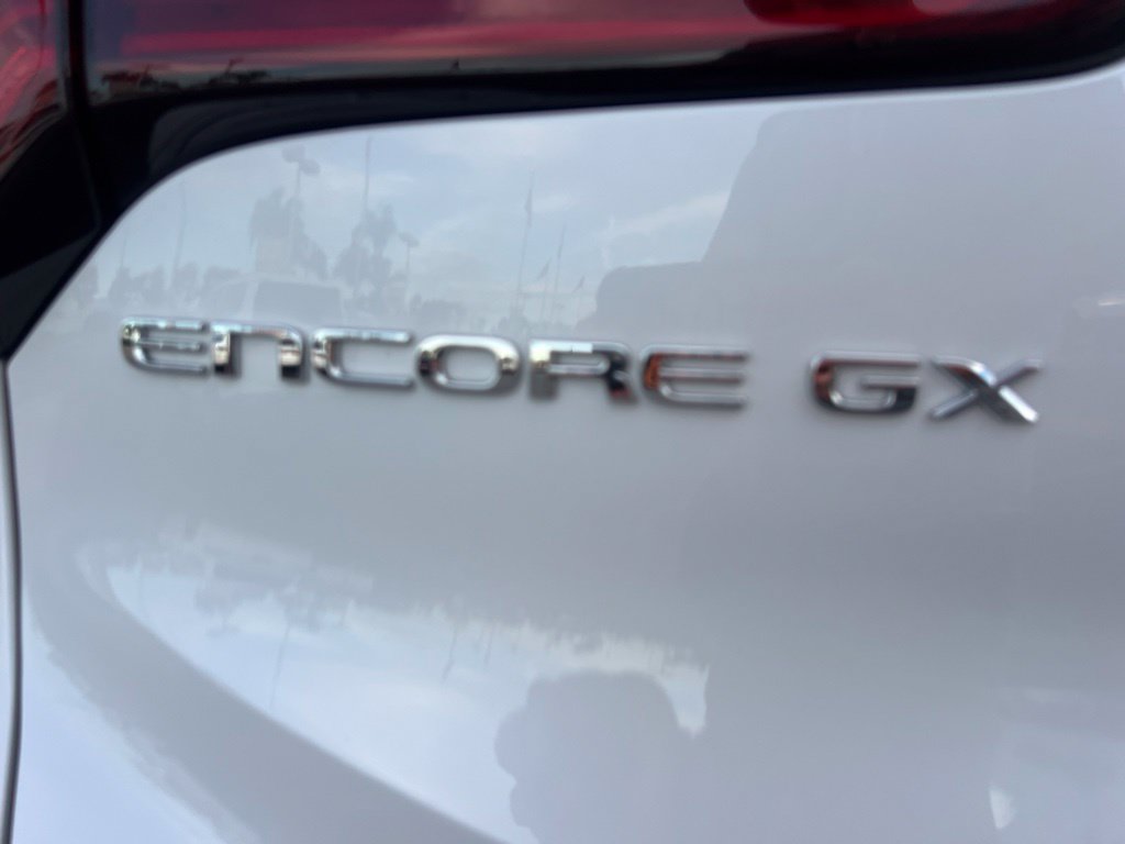Used 2024 Buick Encore GX Sport Touring FWD image 34