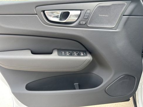 New 2026 Volvo XC60 B5 Ultra w/ Climate Package image 12