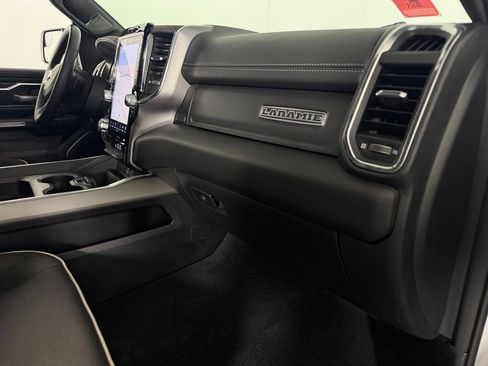 Used 2025 RAM 1500 Laramie w/ Sport Appearance Package AWD/4WD image 30