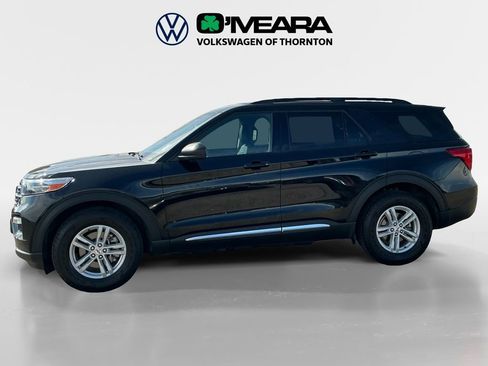 Used 2024 Ford Explorer XLT w/ Equipment Group 202A image 2