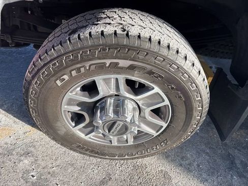 Used 2023 Ford F350 Lariat w/ Lariat Ultimate Package image 6