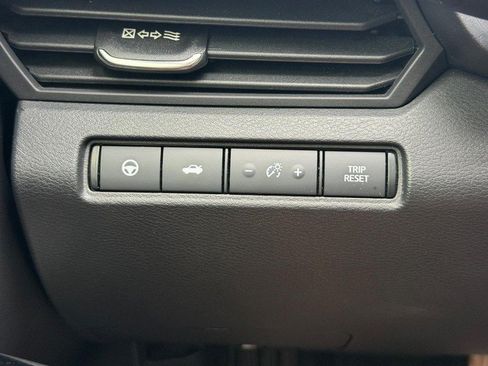 Used 2023 Nissan Altima 2.5 SL AWD/4WD image 17