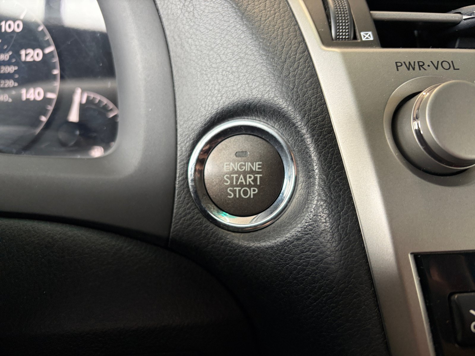 Used 2011 Lexus RX 350 AWD w/ Premium Pkg image 28