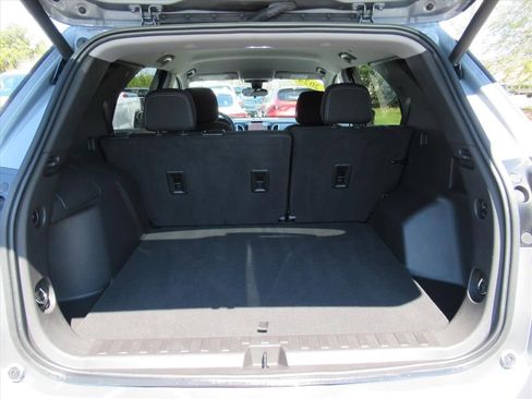 Used 2024 Chevrolet Equinox LT image 29