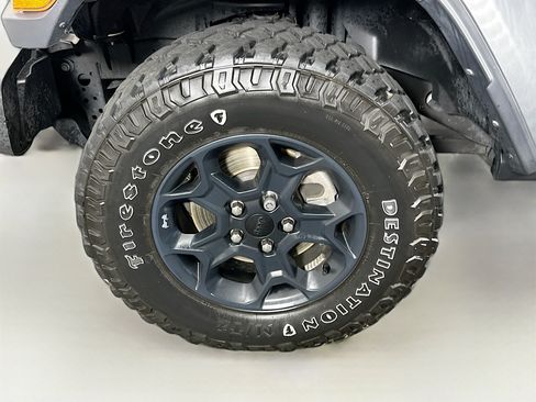 Used 2023 Jeep Wrangler Unlimited w/ 8.4" Radio Group AWD/4WD image 11