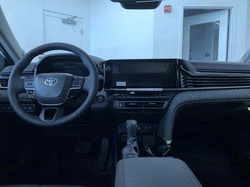 New 2026 Toyota Camry XLE image 9