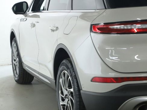 Certified 2022 Lincoln Corsair AWD w/ Equipment Group 101A image 39