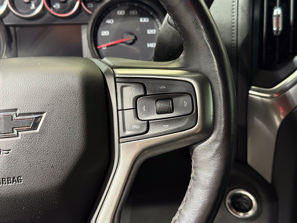 Used 2021 Chevrolet Silverado 1500 RST AWD/4WD image 23