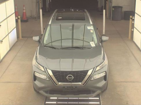 Used 2023 Nissan Rogue SV w/ SV Premium B Package image 8