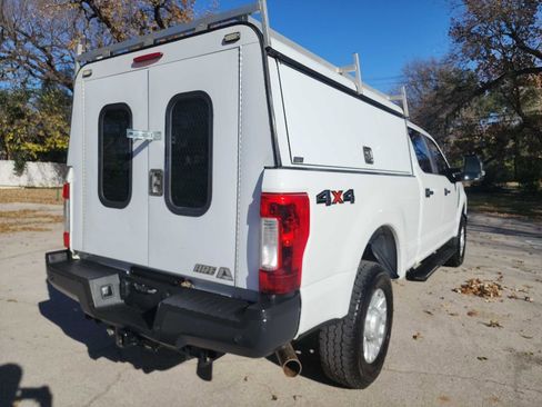 Used 2017 Ford F250 XL w/ Power Equipment Group image 10