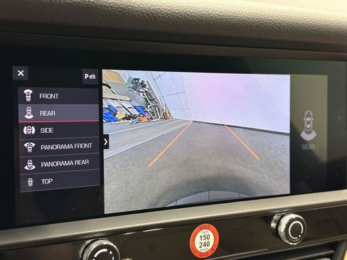 Certified 2026 Porsche Macan AWD/4WD image 30