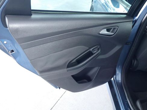 Used 2018 Ford Focus ST FWD image 30