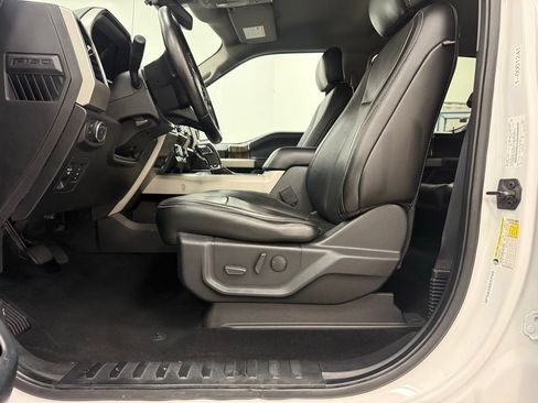 Used 2020 Ford F150 Lariat w/ Equipment Group 501A Mid AWD/4WD image 11