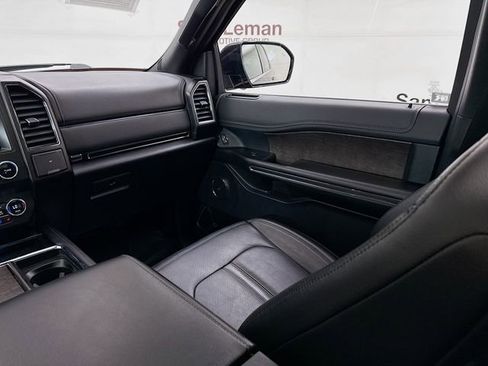 Used 2020 Ford Expedition Limited w/ Special Edition Package image 25