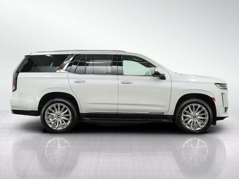 Used 2021 Cadillac Escalade Premium Luxury w/ LPO, Illumination Package AWD/4WD image 7