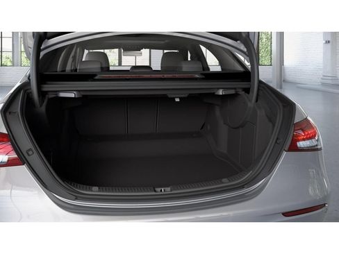Certified 2022 Mercedes-Benz E 350 4MATIC Sedan image 7