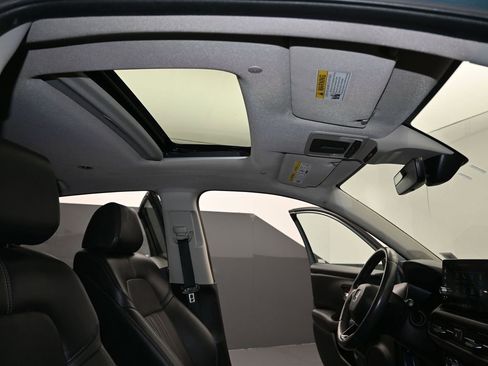 Certified 2024 Honda HR-V EX-L image 28