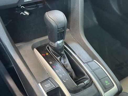 Used 2019 Honda Civic LX image 15