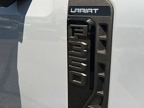 New 2026 Ford F350 Lariat w/ Black Appearance Package AWD/4WD image 9