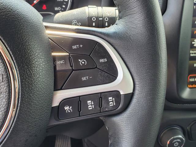 Certified 2023 Jeep Renegade Limited AWD/4WD image 12