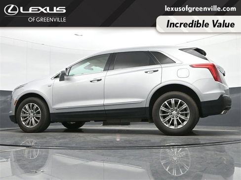 Used 2017 Cadillac XT5 Luxury w/ Driver Awareness Package image 41