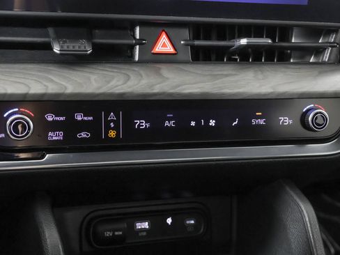 Used 2024 Kia Sportage X-Line w/ X-Line Premium Package AWD/4WD image 33