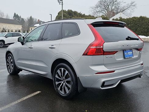 Used 2025 Volvo XC60 B5 Plus w/ Protection Package Premier image 4