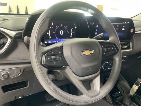 Used 2026 Chevrolet TrailBlazer LT AWD/4WD image 14
