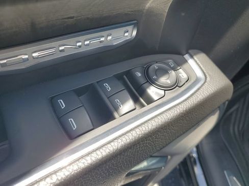 Used 2024 GMC Sierra 1500 Denali w/ Denali Reserve Package AWD/4WD image 9
