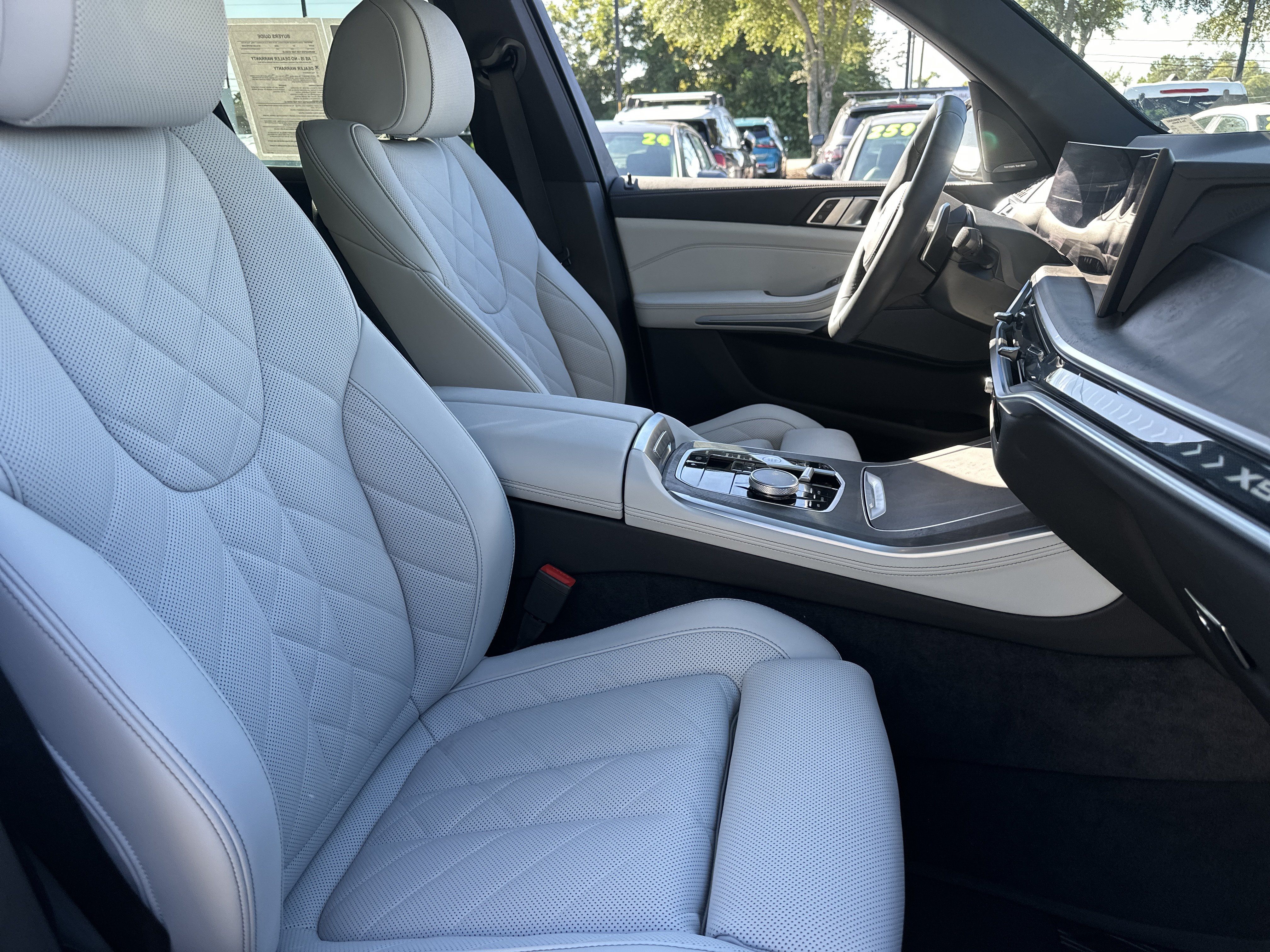 Used 2026 BMW X5 sDrive40i w/ M Sport Package RWD image 13