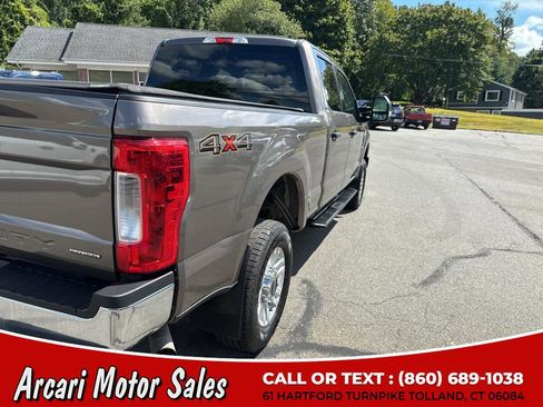 Used 2019 Ford F250 XLT w/ Snow Plow Prep Package image 11