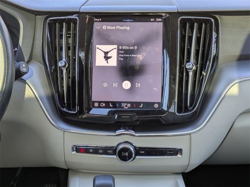 Certified 2025 Volvo XC60 T8 Core w/ Protection Package Premier image 21