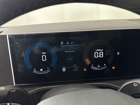 Used 2025 Hyundai Santa Fe SE image 17