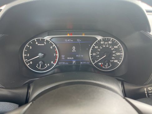 Used 2024 Nissan Altima 2.5 SV image 12