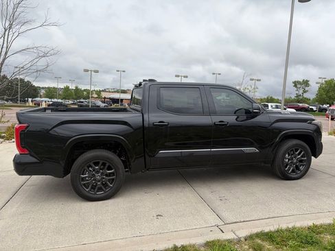 Used 2026 Toyota Tundra Platinum w/ Tow Tech Package AWD/4WD image 8